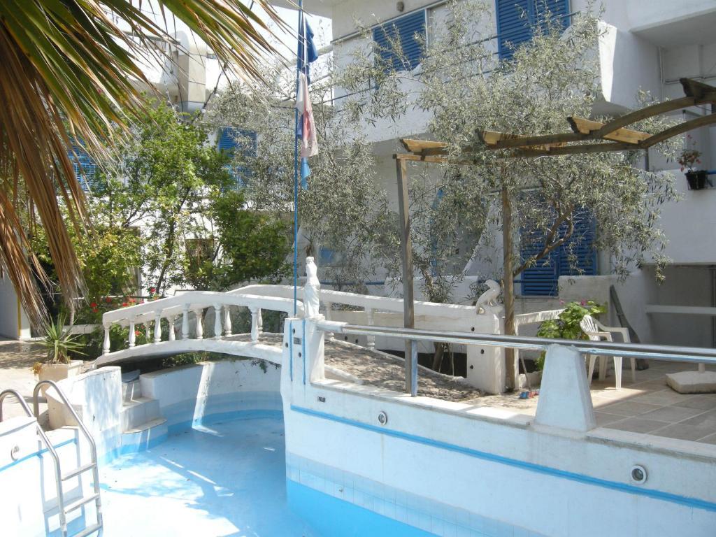 Myrmidon Hotel Agia Marina  Экстерьер фото