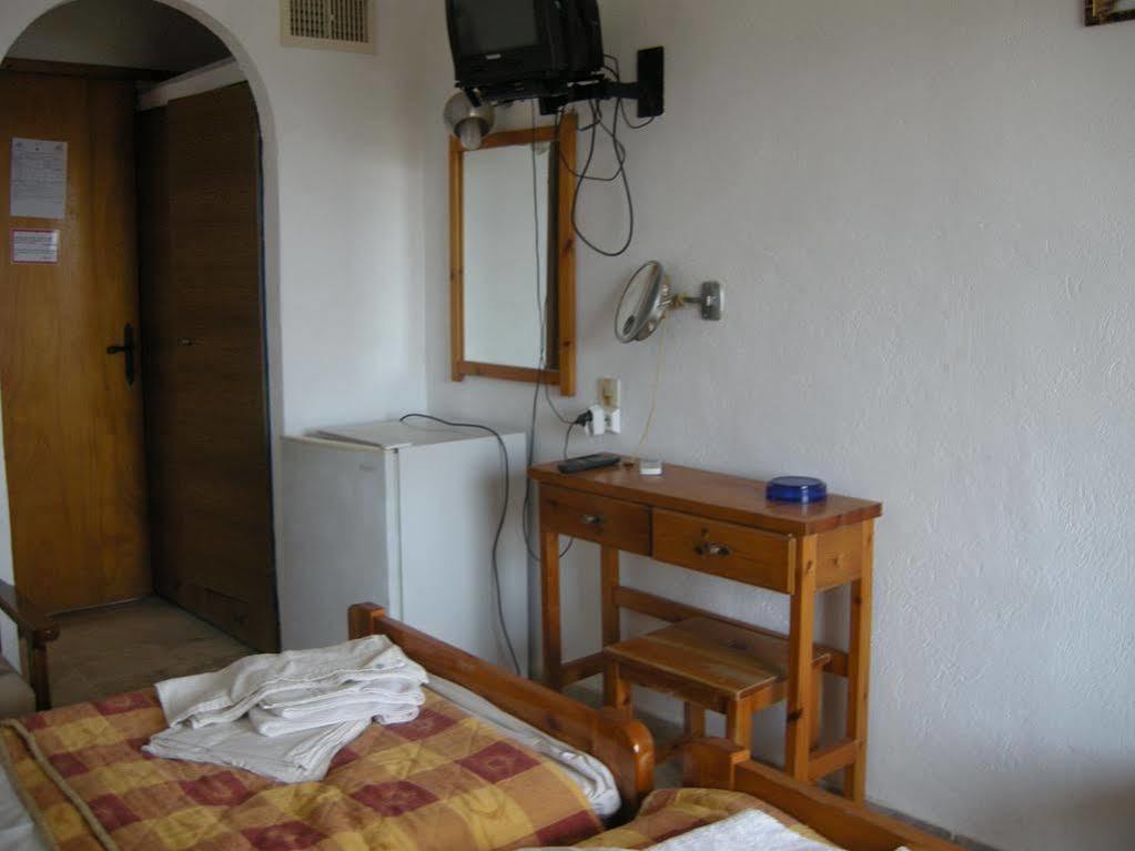 Myrmidon Hotel Agia Marina  Экстерьер фото